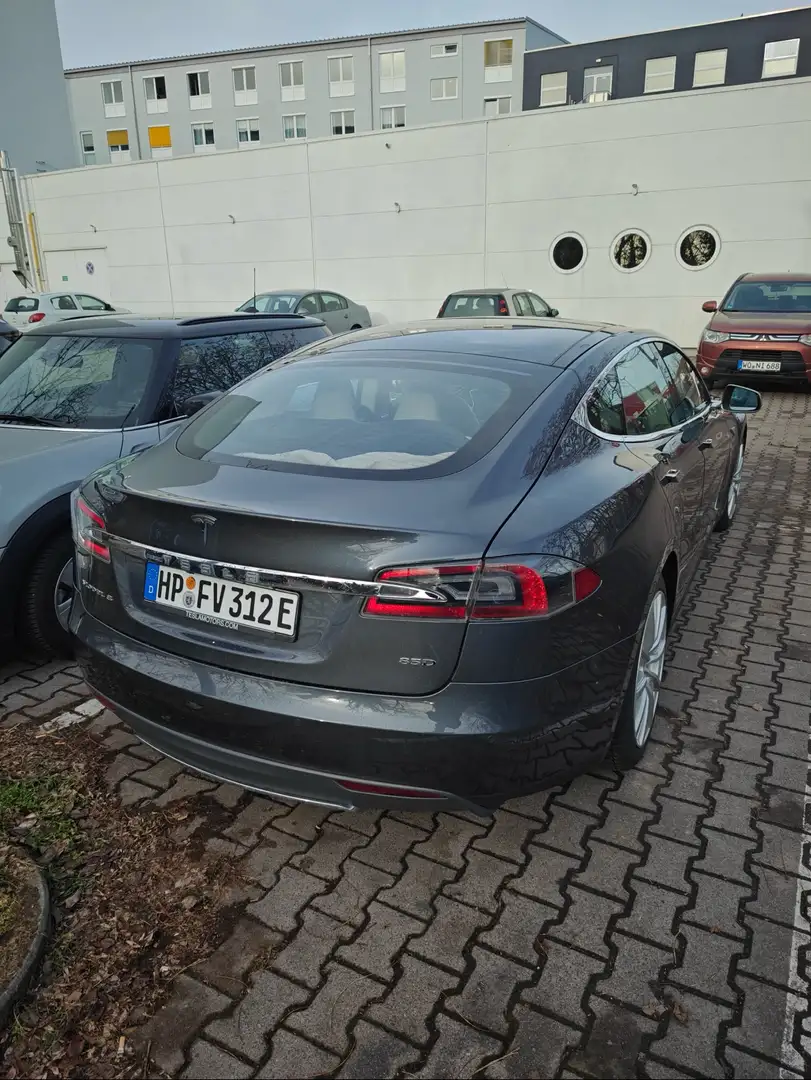 Tesla Model S 85D Allradantrieb free supercharging Grau - 2