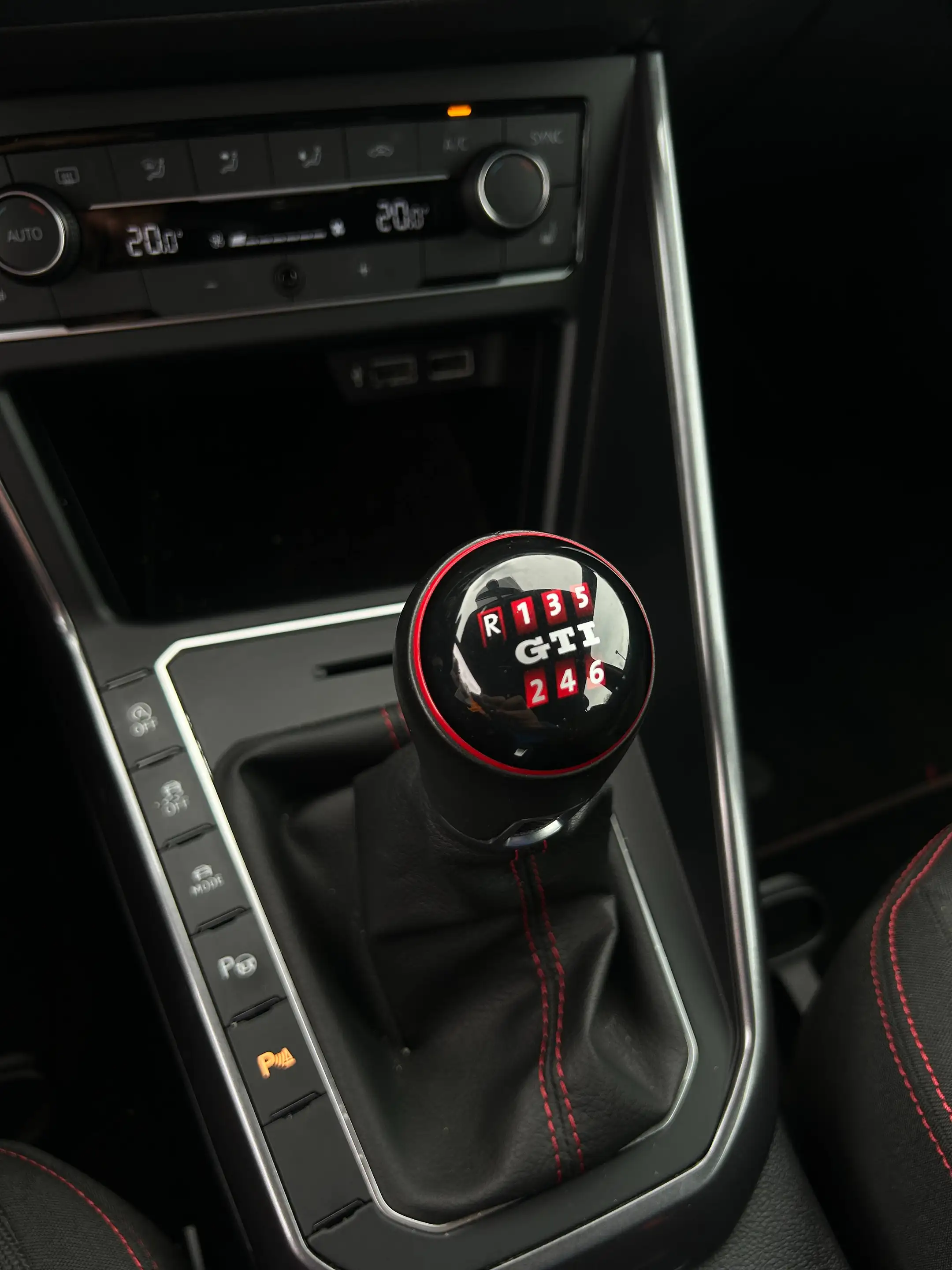 Volkswagen Polo GTI Virtual*ACC*Totwinkel*Kamera*ParkPilot*Beats*Alu — photo 12