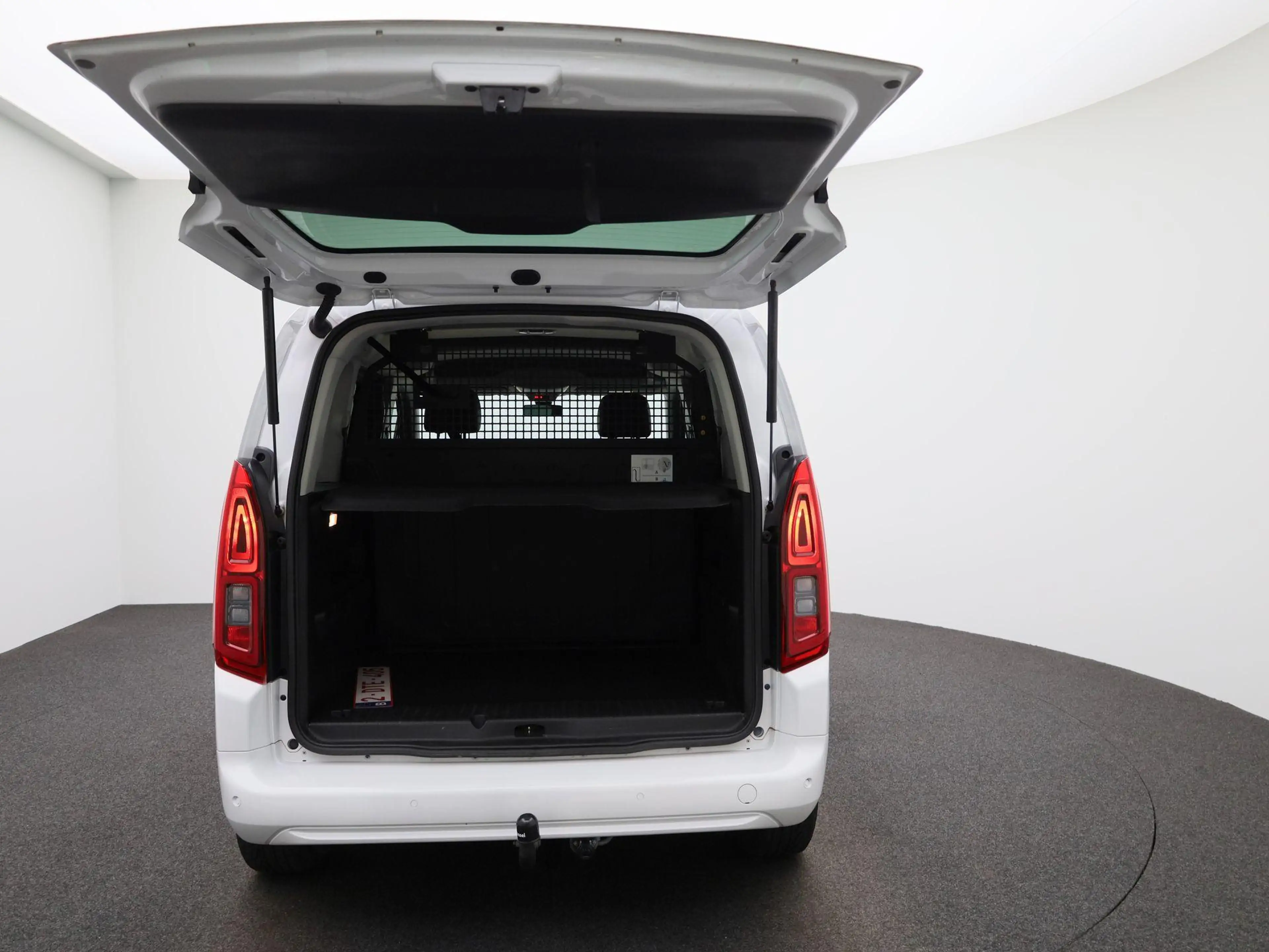 Opel Combo Life 1.5 Turbo D BlueI 75kW S/S Edition L1H1 — photo 9