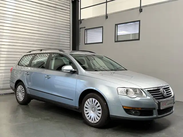 Volkswagen Passat Variant Trendline/AHK/Sitzheiz./Tempomat