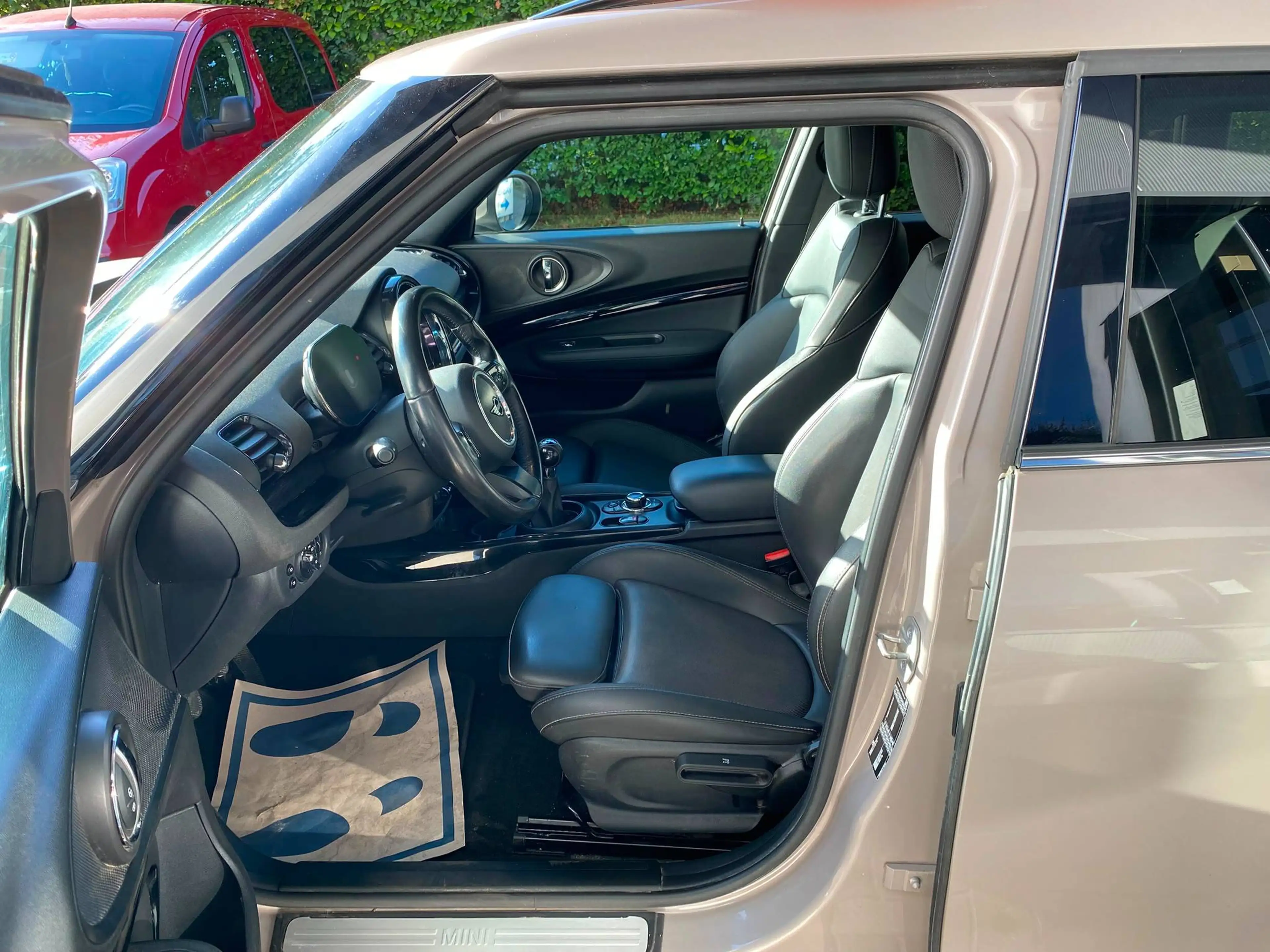MINI Cooper Clubman Clubman One 1.5i Lichtevracht — photo 13