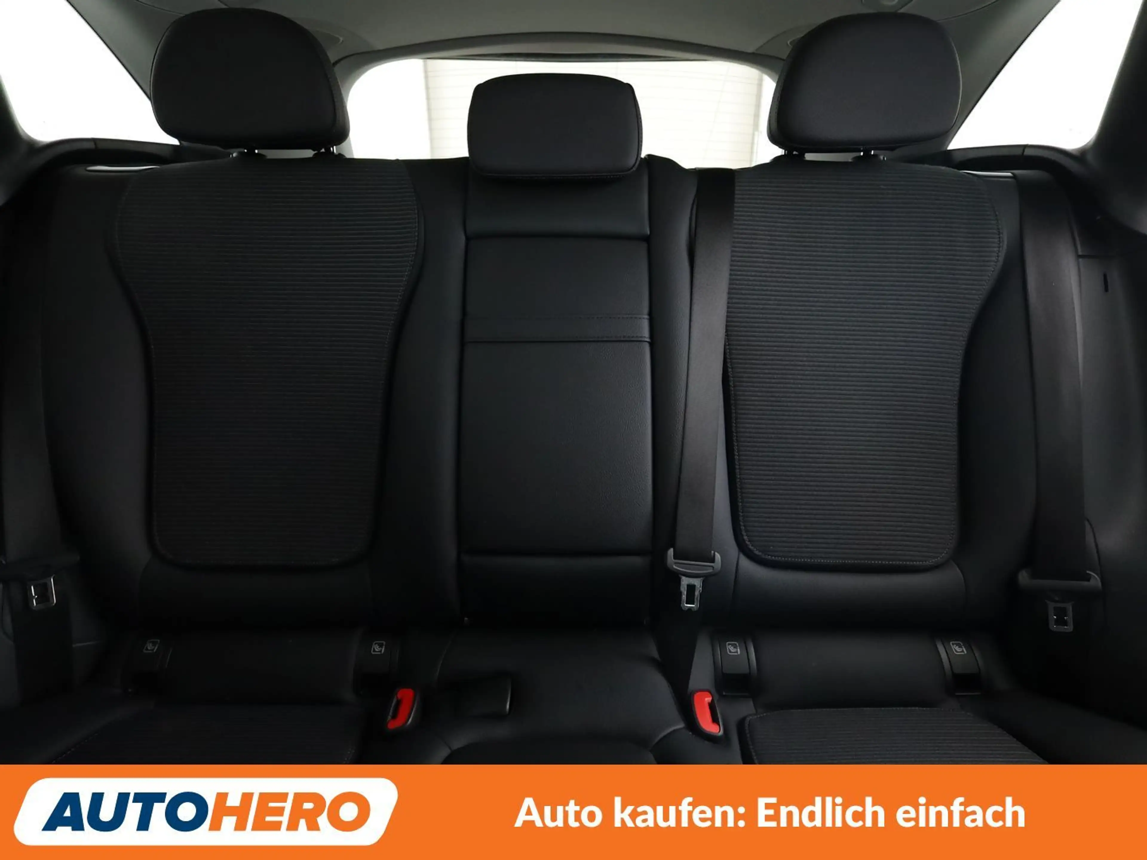 Mercedes-Benz GLC 300 GLC 300e 4Matic Avantgarde Aut.*NAVI*LED*ACC*CAM* — photo 15