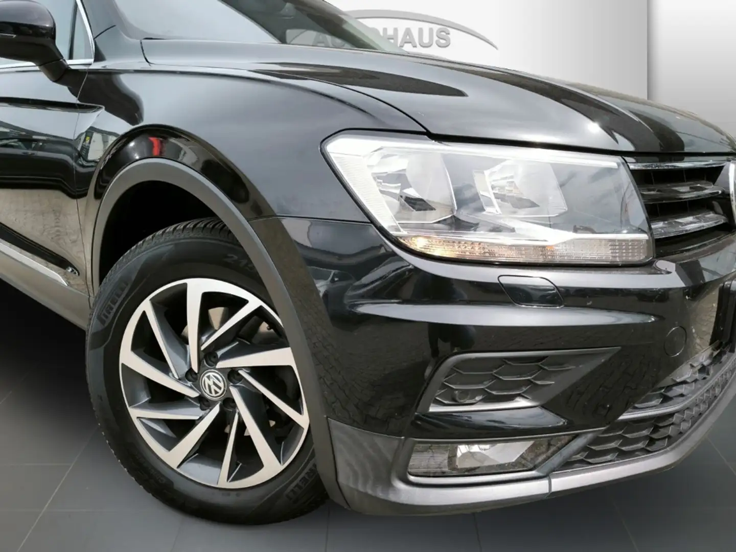 Volkswagen Tiguan 1.4 TSI 4MOTION DSG SOUND AHK NAVI ACC APPLE/ANDRO Schwarz - 2