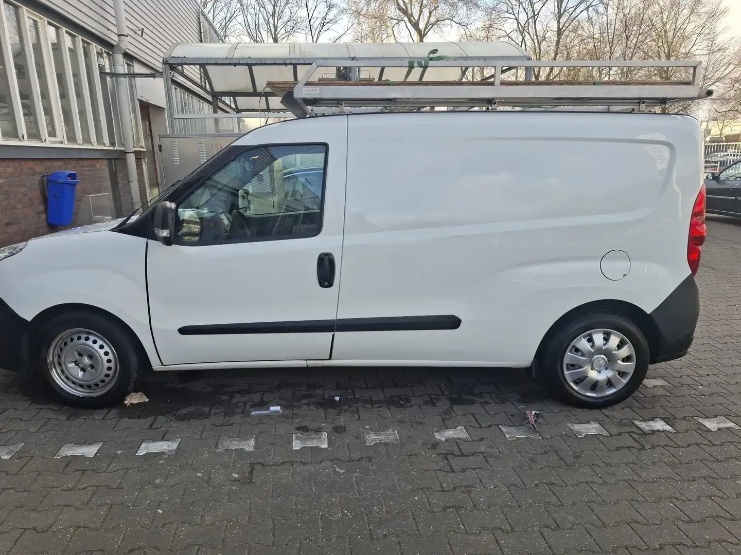 Opel Combo 1.3 CDTi L2H1 Edit. Wit - 1