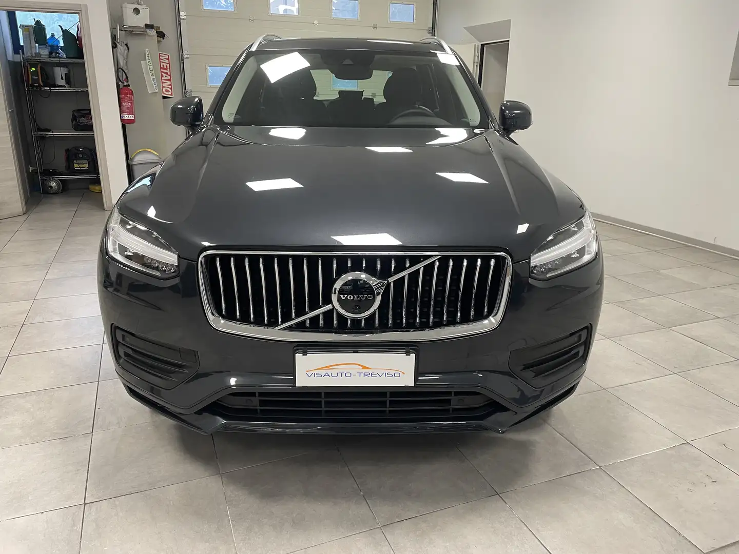 Volvo XC90 XC90 2.0 b5 Momentum awd 7pt. geartronic Gris - 2