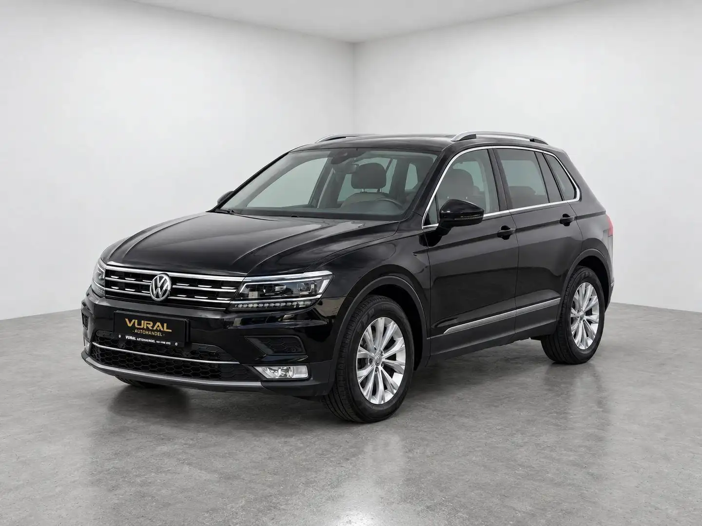Volkswagen Tiguan 2.0 TDI Comfortline 4Motion BlueMotion DSG | NAVI | NOTBREMS | LED | Schwarz - 2