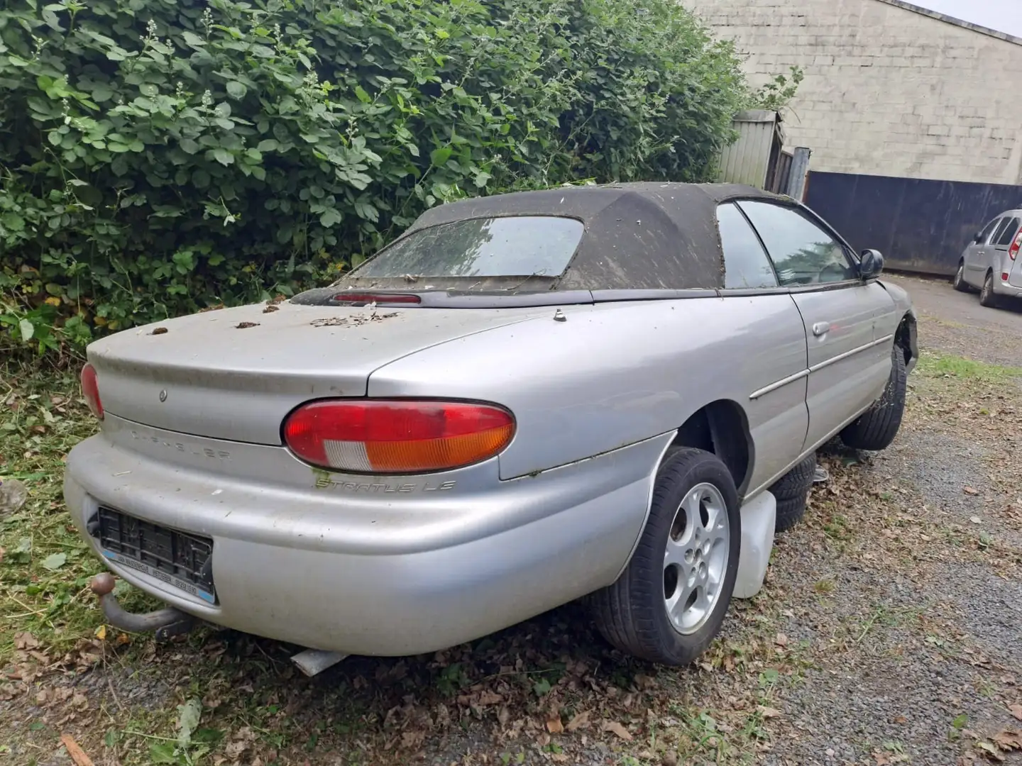 Chrysler Stratus Grijs - 2