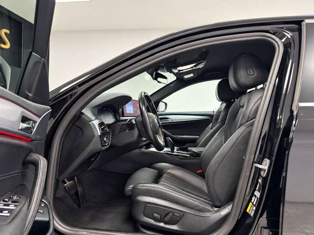 BMW 530 — photo 11