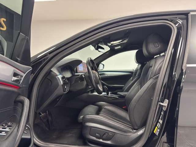 BMW 530 — photo 11