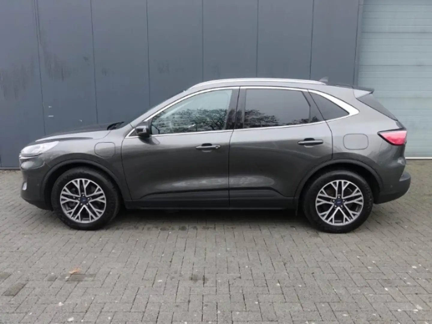 Ford Kuga 2.5 Duratec+Plug-In Hybrid+Titanium X+KEYLESS Szürke - 2