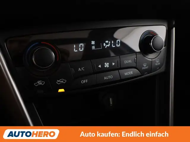 Suzuki SX4 S-Cross view 25