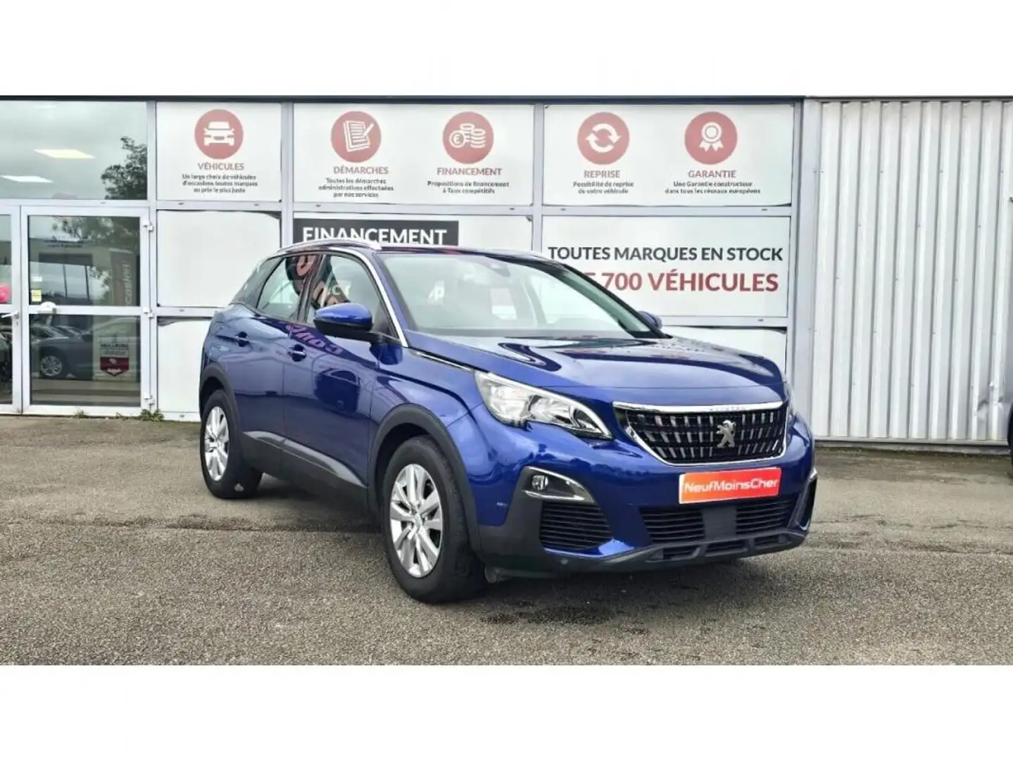 Peugeot 3008 Active 1.5 BlueHDi 130cv + Pack City 1 + Barre de toit + Navigation 3D Blau - 1