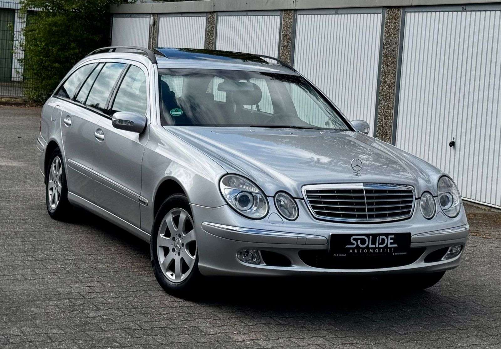Second hand Mercedes Benz E-Class 320