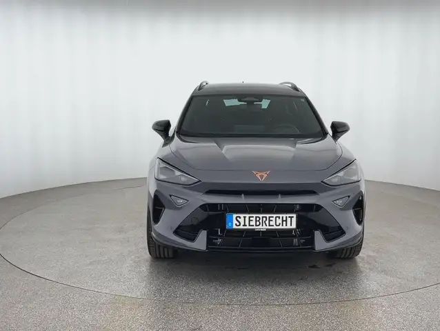 Cupra Formentor view 2