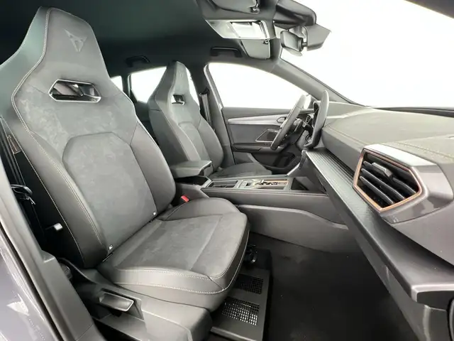 Cupra Formentor view 9