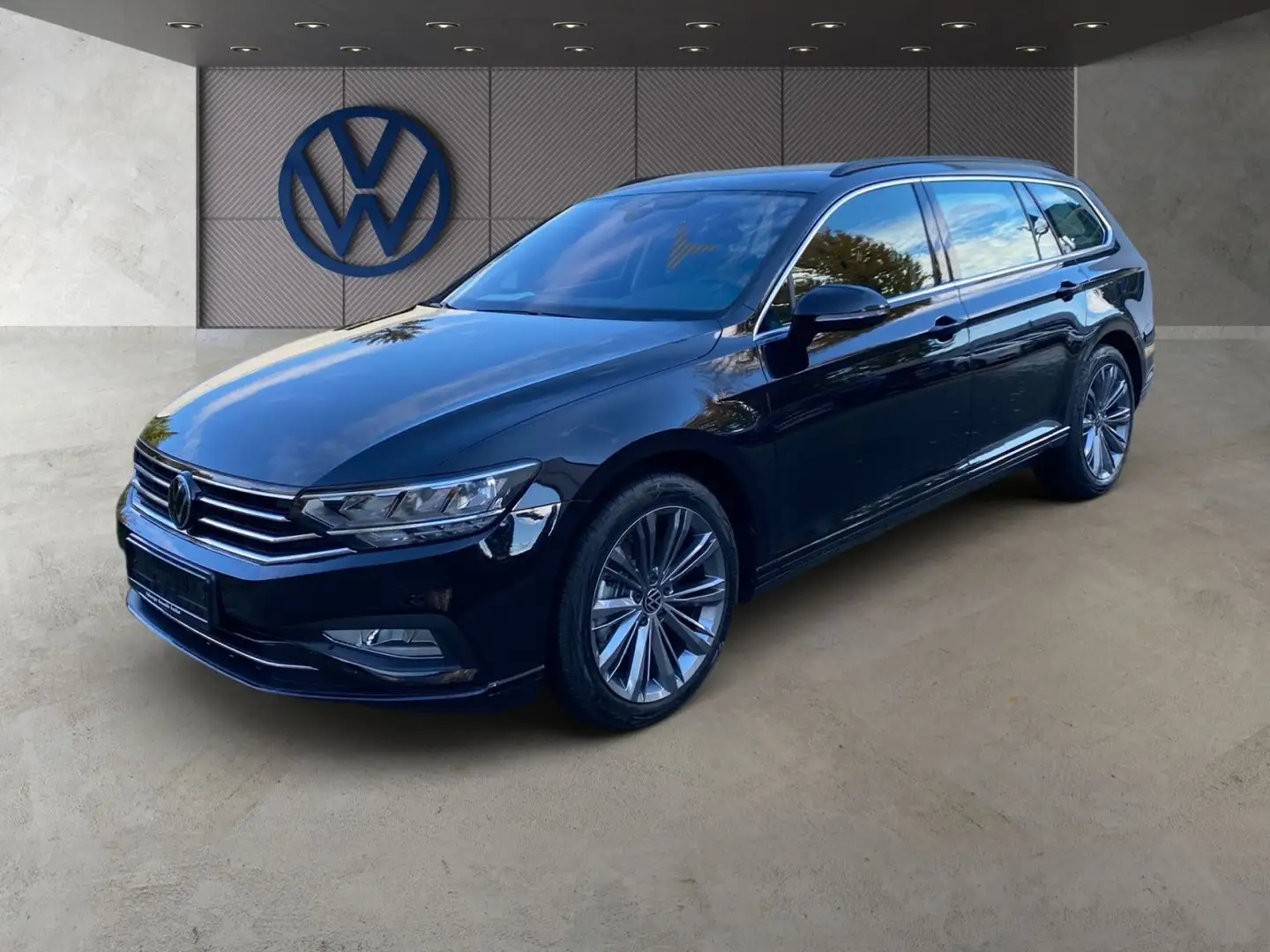Volkswagen Passat Variant 2.0 TDI DSG Business Navi RearVie Schwarz - 2