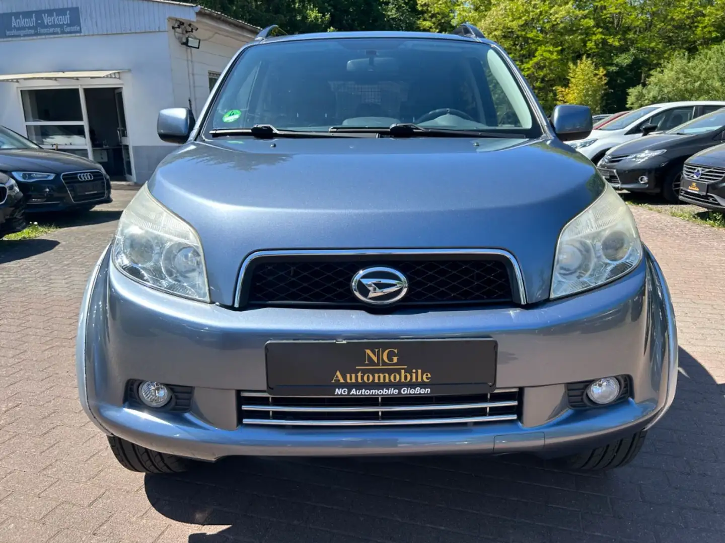 Daihatsu Terios 4WD Top S *Klima*Navi*Leder*AHK*SHZ* Gris - 2