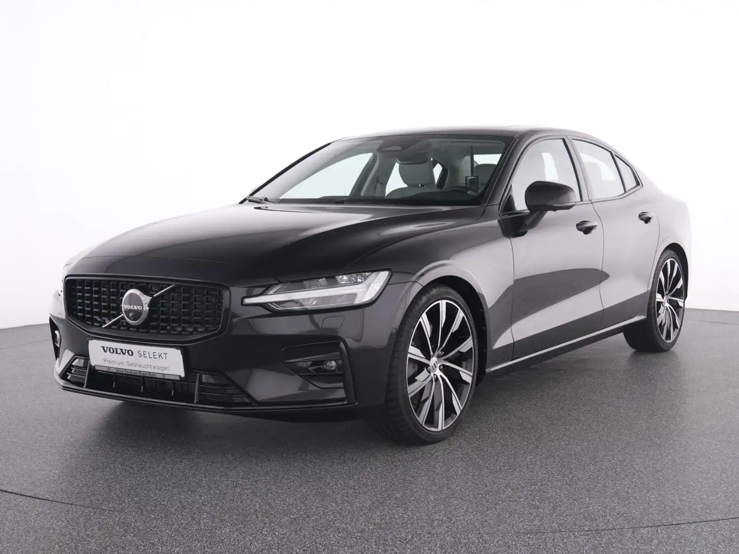 Volvo S60 B5 AWD Ultimate Dark B&W+LM 20"+Alarm+360+ Schwarz - 2