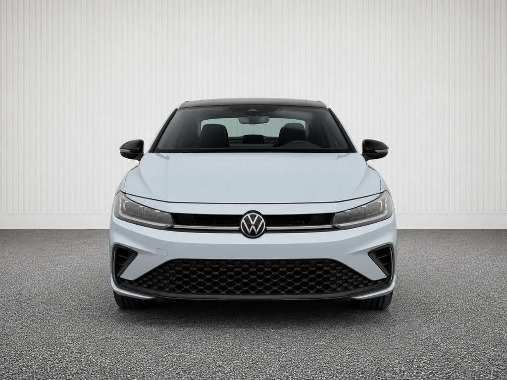 2025 Volkswagen Jetta Comfortline SPORT | SUN ROOF | CLEAN CARFAX — снимка 1