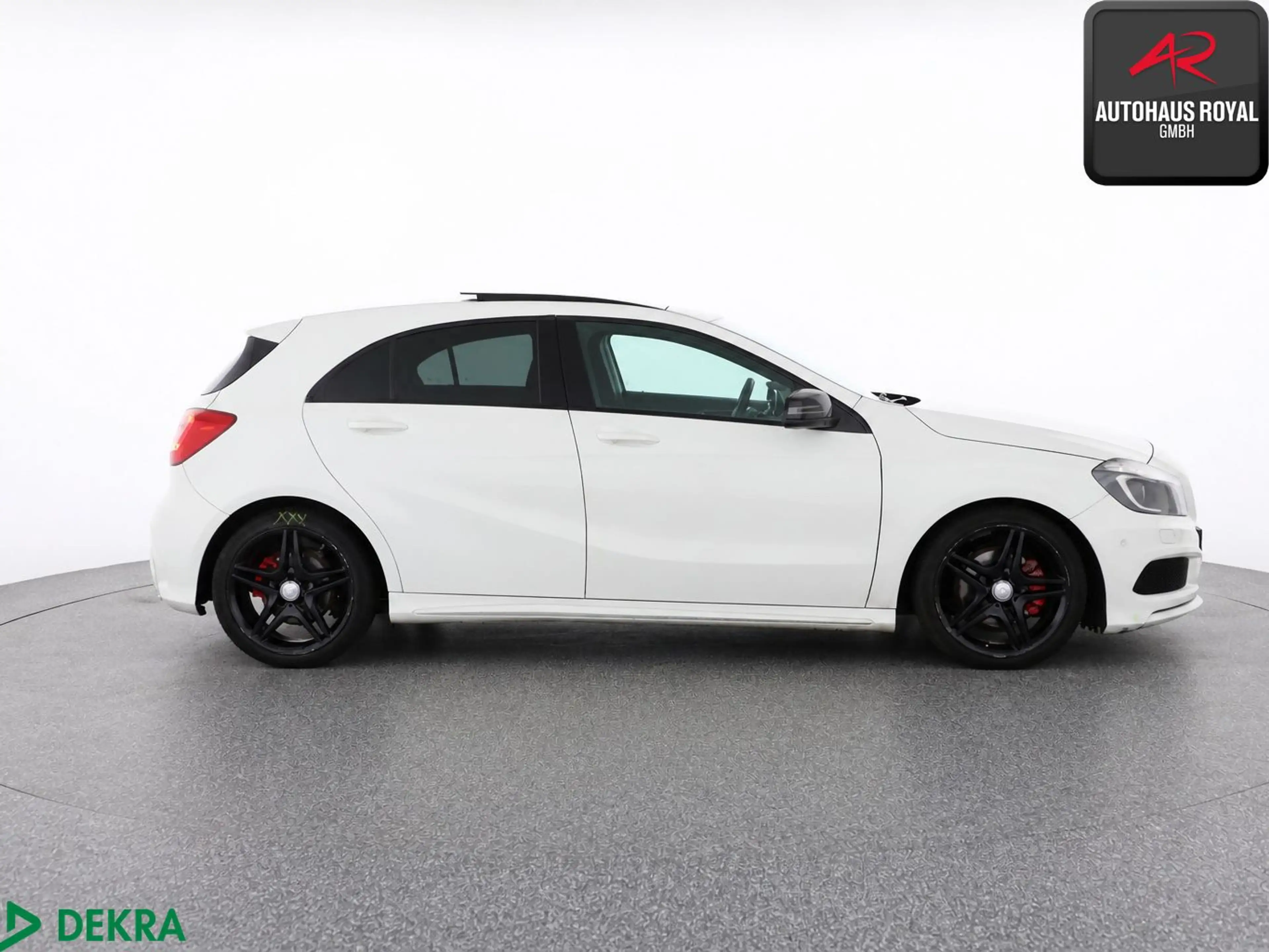 Mercedes-Benz A 200 AMG NIGHT,PANO,KAMERA,DISTRONIC,COMAND,18Z — photo 6