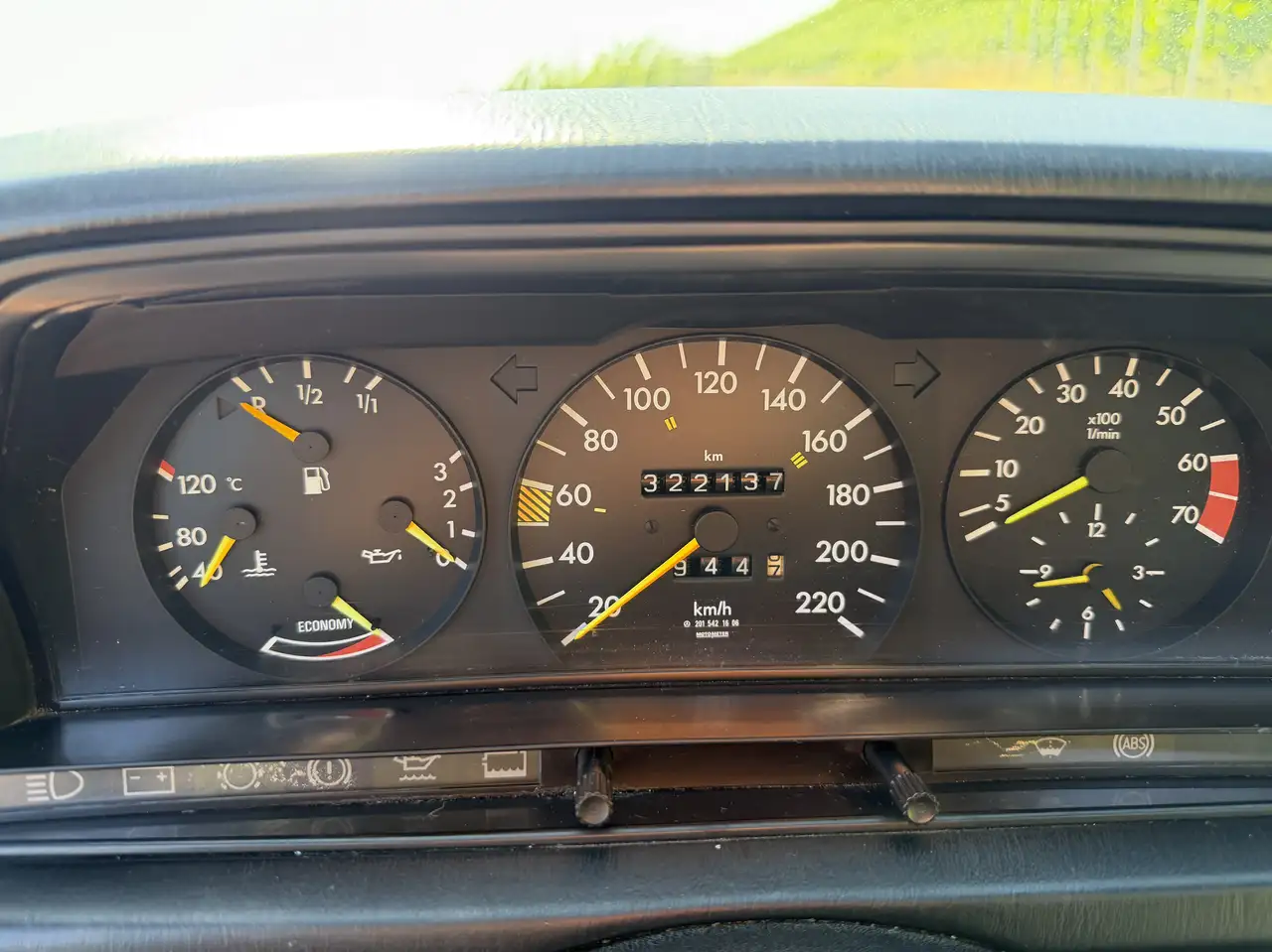 Mercedes-Benz 190 E, foto 6
