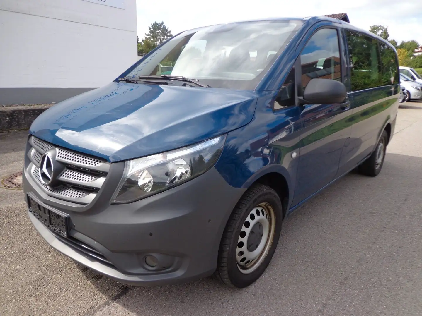 Mercedes-Benz Vito 114 lang 4M TourerPRO Klima PTS NAVI AUT Tot+Sp 8S Bleu - 2