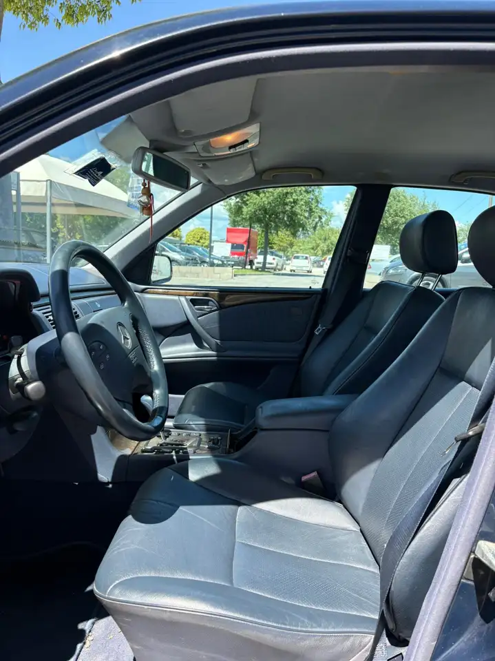 Mercedes-Benz E 200 Kompressor Evo Avantgarde Berlina, foto 7
