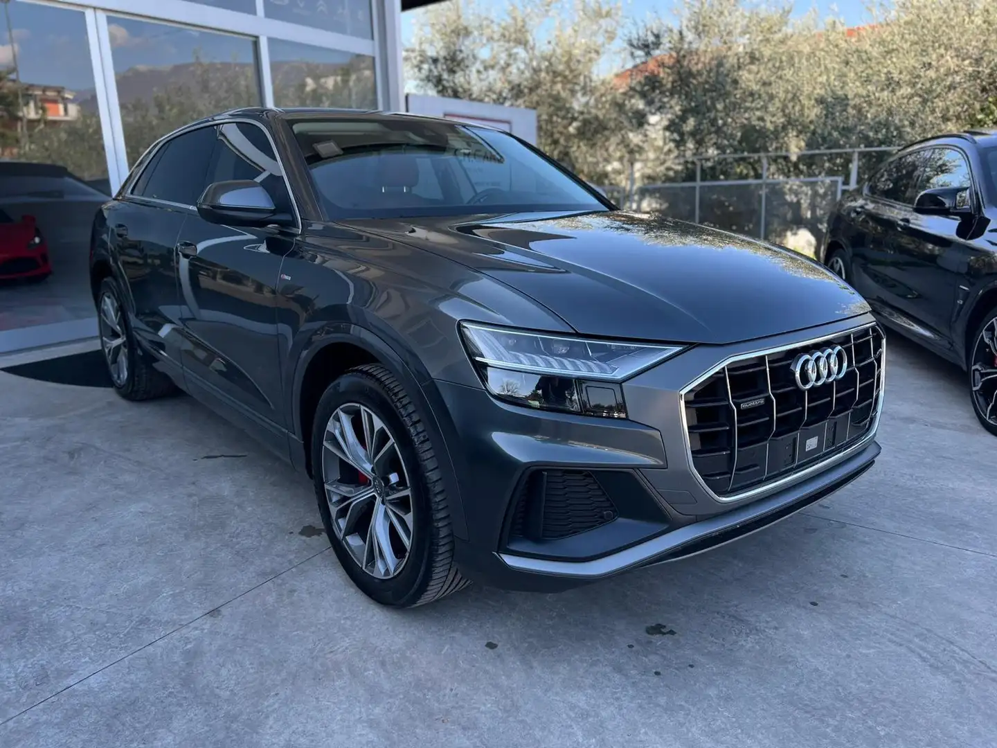 Audi Q8 50 3.0 tdi mhev quattro tiptronic Grau - 1