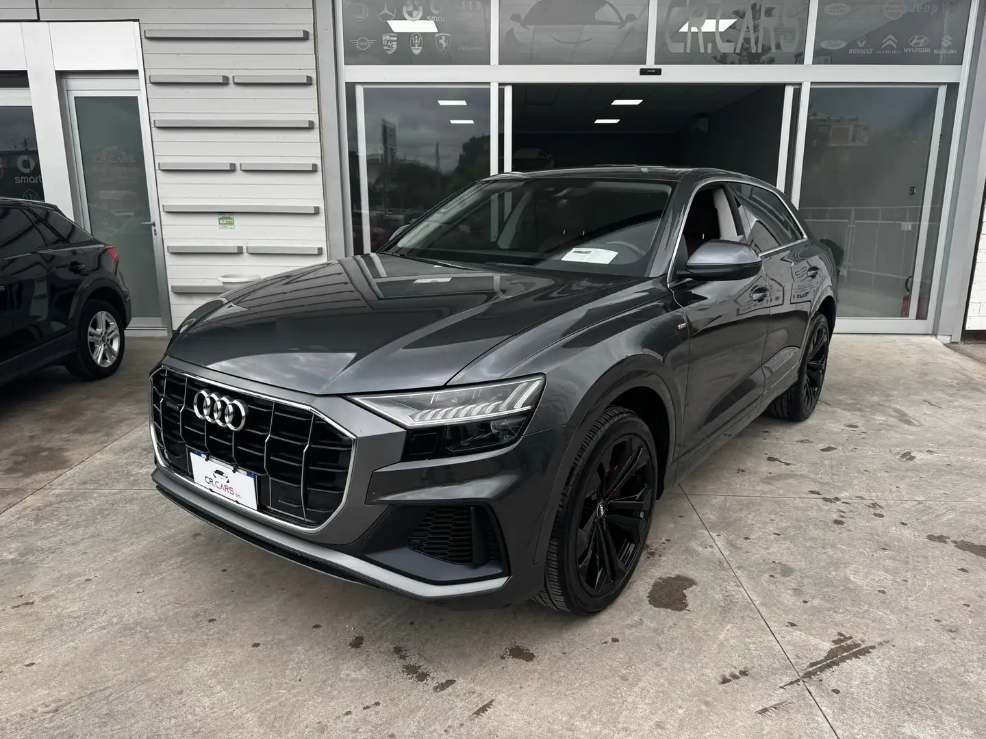 Audi Q8 50 3.0 tdi mhev quattro tiptronic Grijs - 1