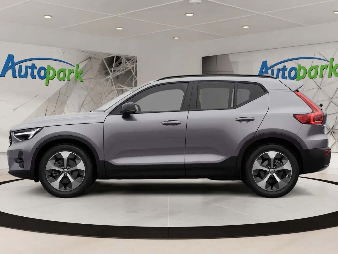 Volvo XC40 Plus, B3 Mild Hybrid, Benzin, Dark Grau - 2
