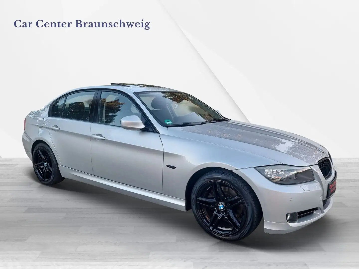BMW 320 d Edition Sport+Xenon+S-Dach Srebrny - 2