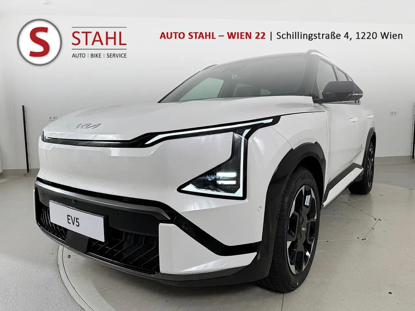 Kia EV5 /GT-LINE/81,4KWH/AT/FWD/216/SD/MY26| Stahl Wien 22 Weiß - 1