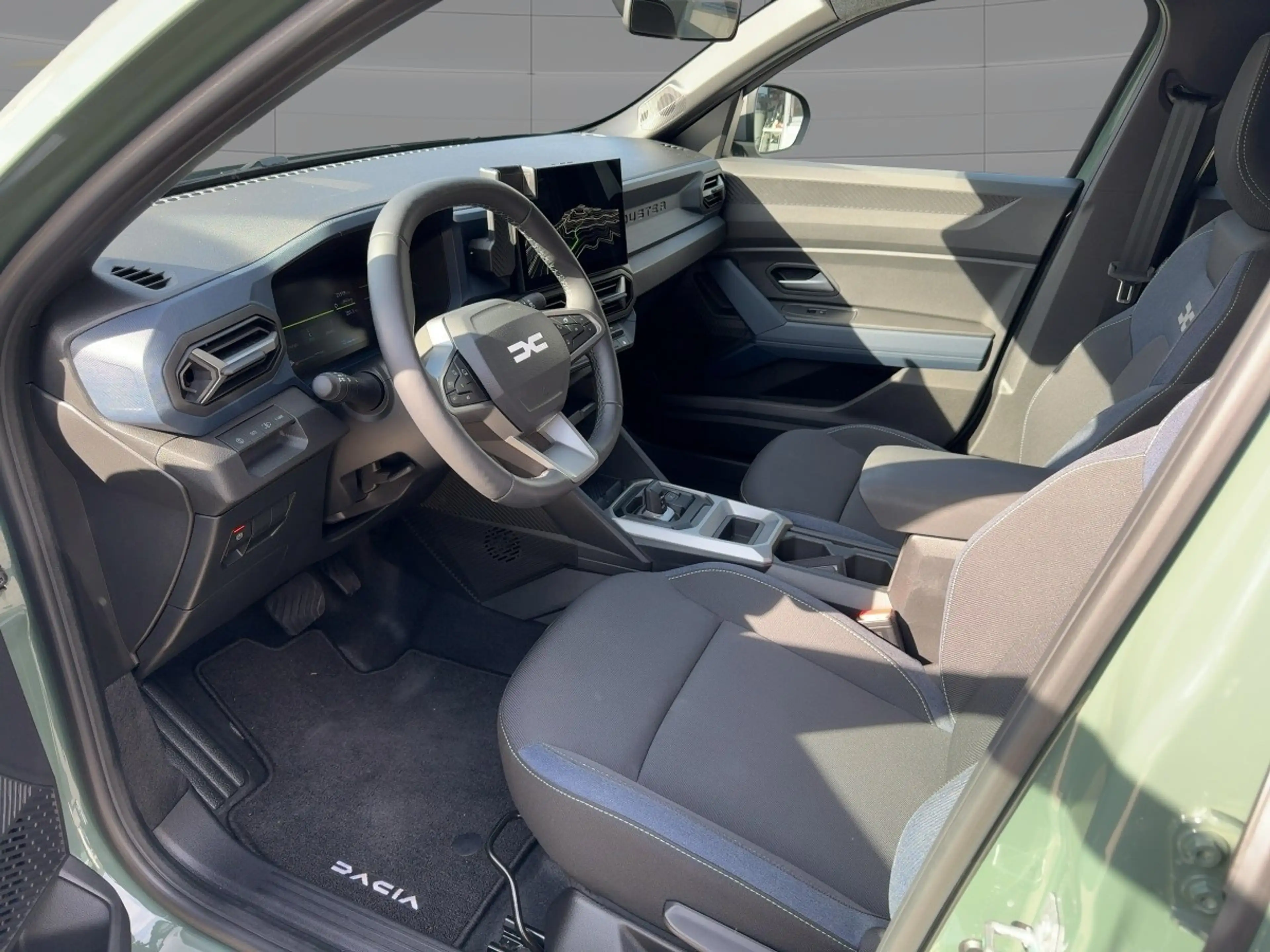 Dacia Duster III Hybrid 140 Journey — photo 5