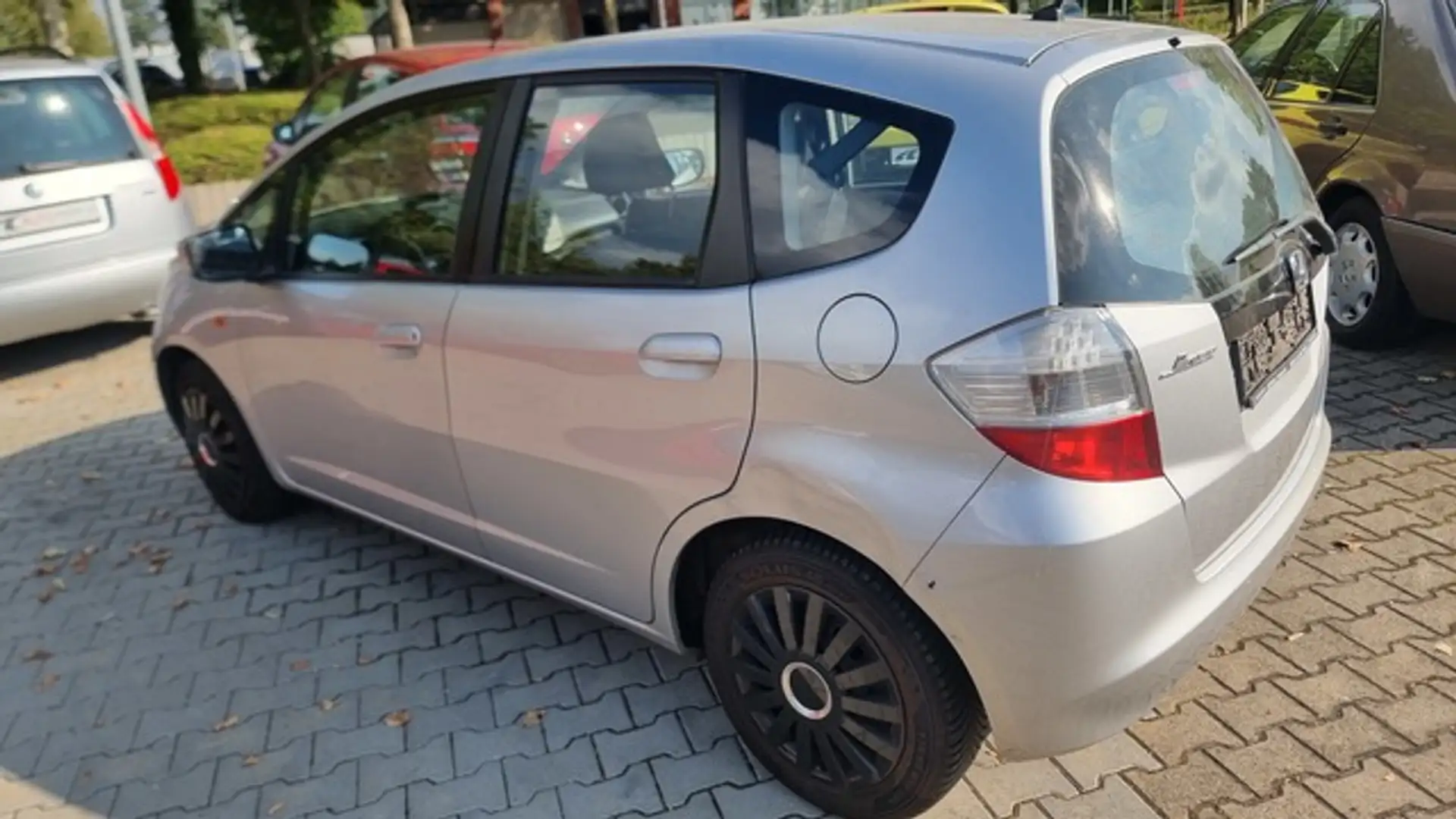 Honda Jazz 1.2 i-VTEC KLIMA + 2.Hand + nur 61tkm Silber - 1