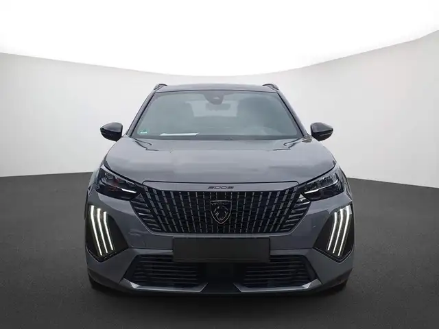 Peugeot 2008 view 2