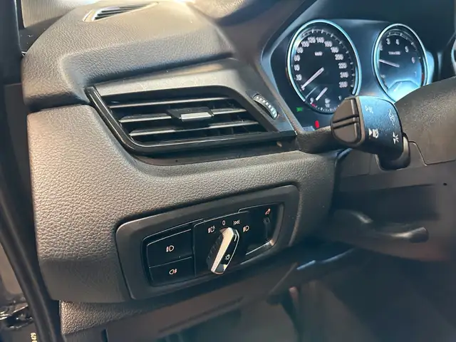 BMW 2 Series view 10