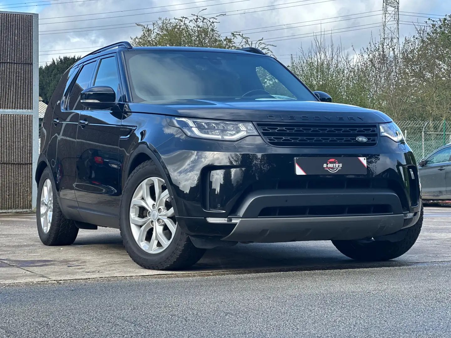 Land Rover Discovery 2.0 SD4 HSE Luxury 7pl.-Pano-Leder-Camera-2019 Fekete - 1