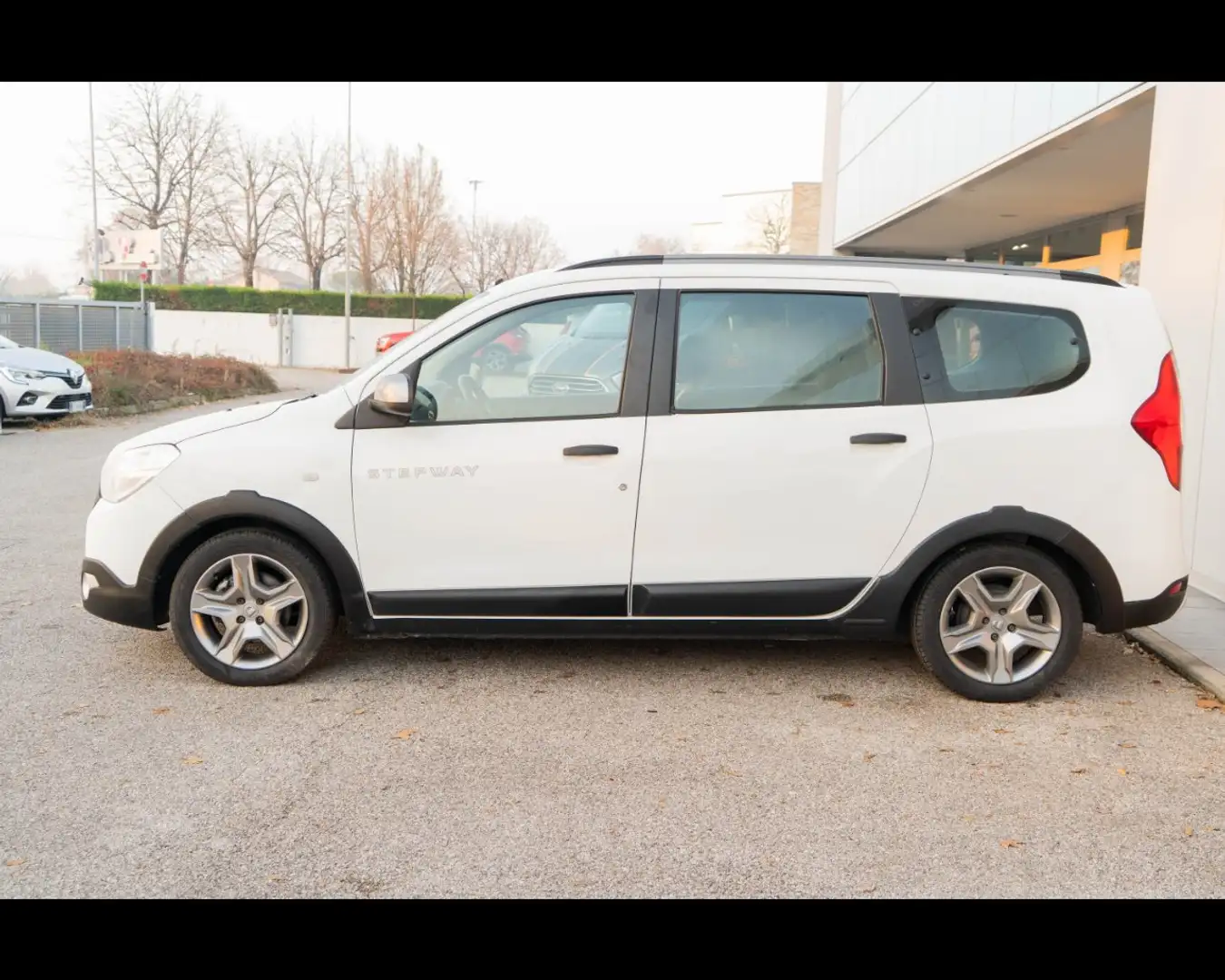 Dacia Lodgy Stepway 1.5 dCi 8V 110CV Start&Stop 7 posti Bianco - 2