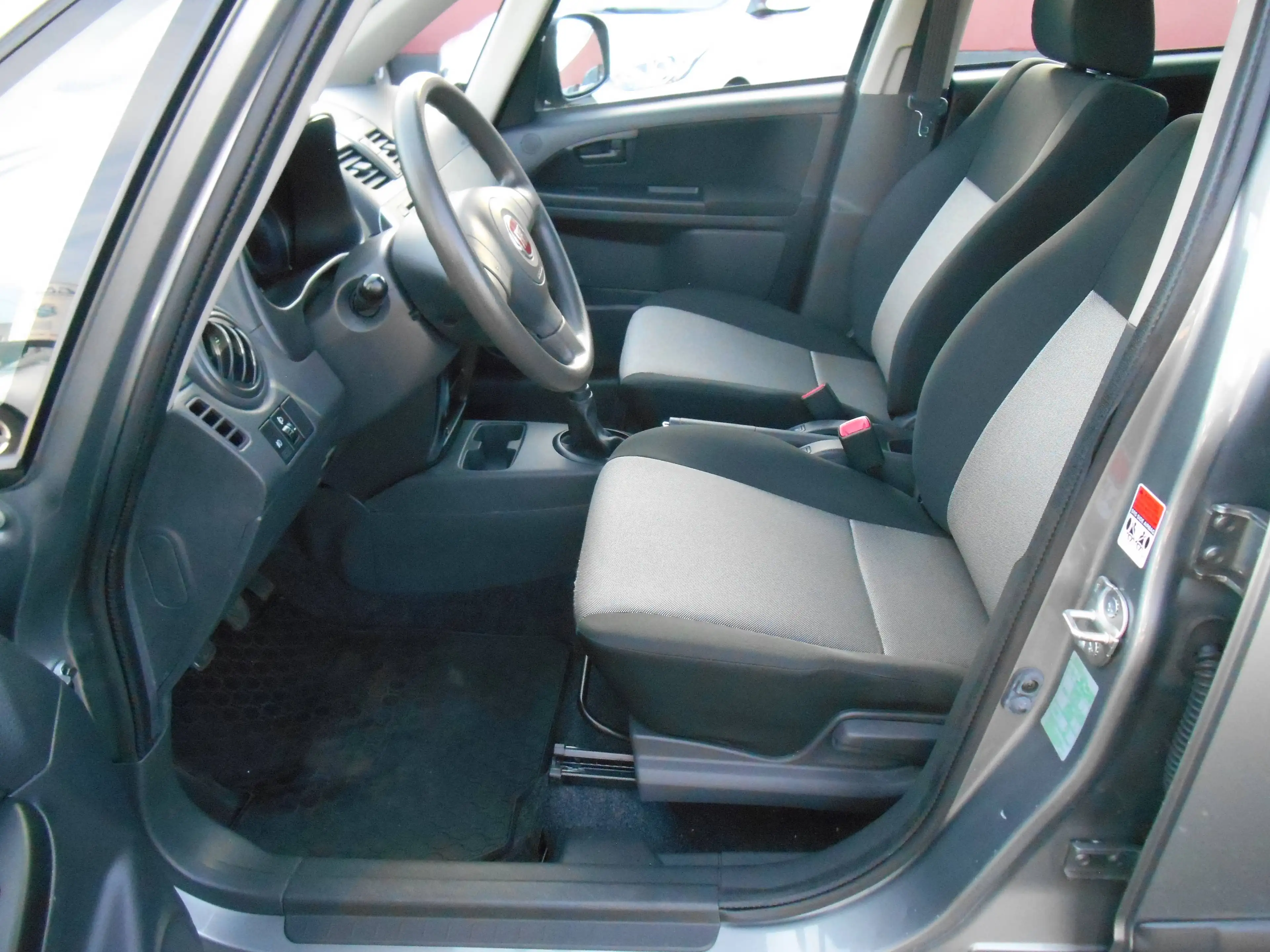 Fiat Sedici 1.6 16V My Sedici 4X2 aus erster Hand — photo 9