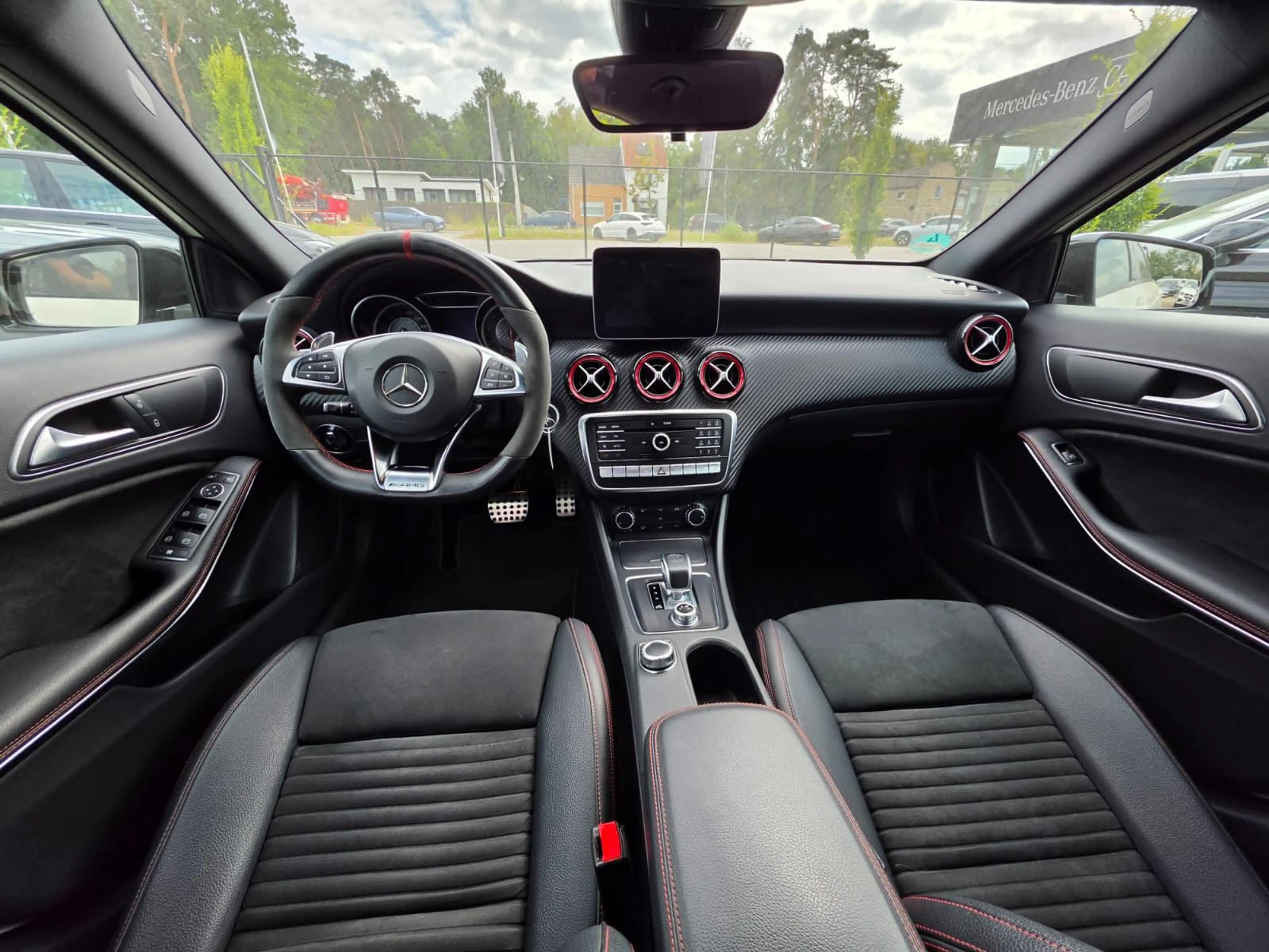 Mercedes-Benz A 45 AMG A 4MATIC — photo 5