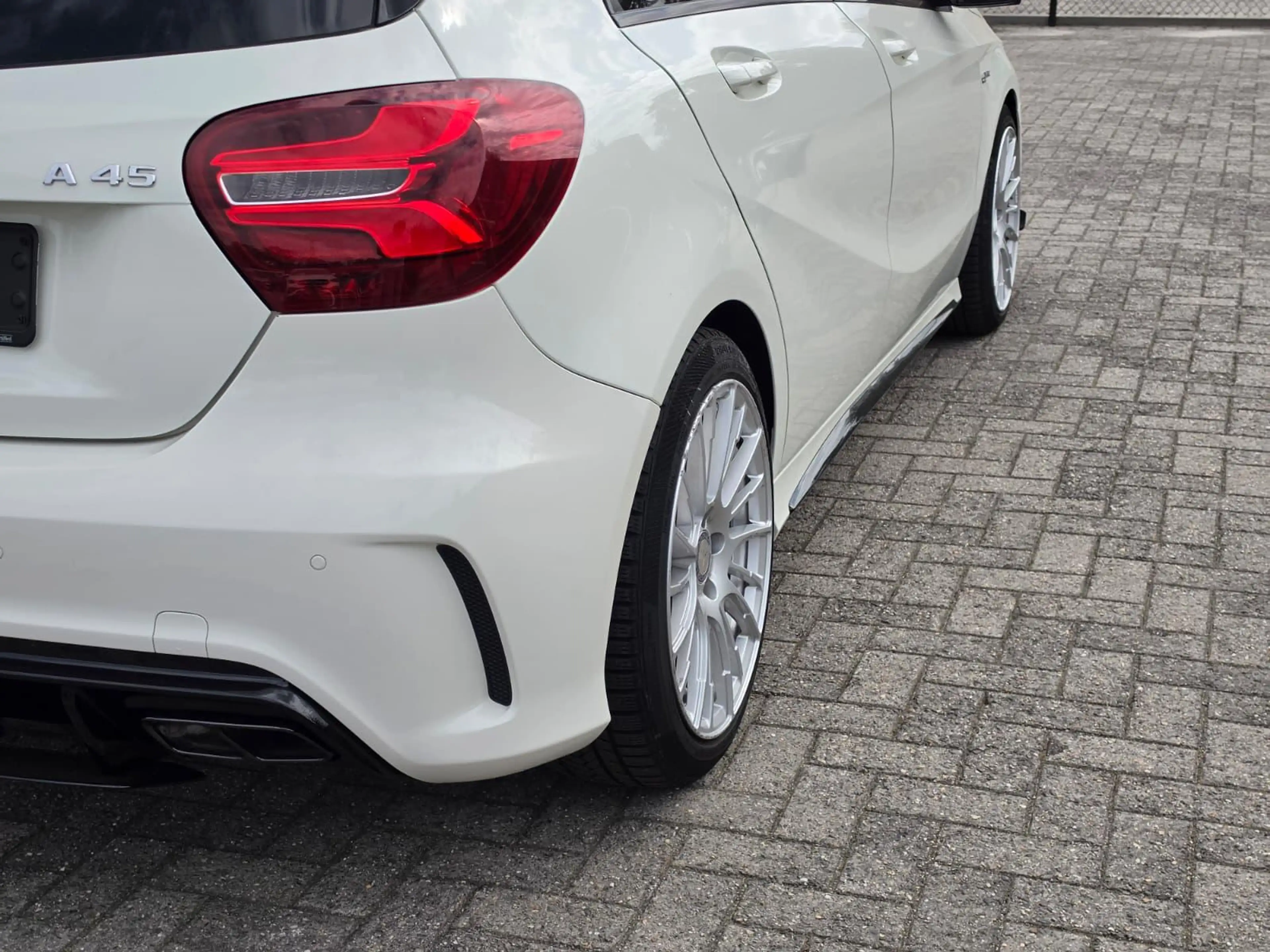 Mercedes-Benz A 45 AMG A 4MATIC — photo 4