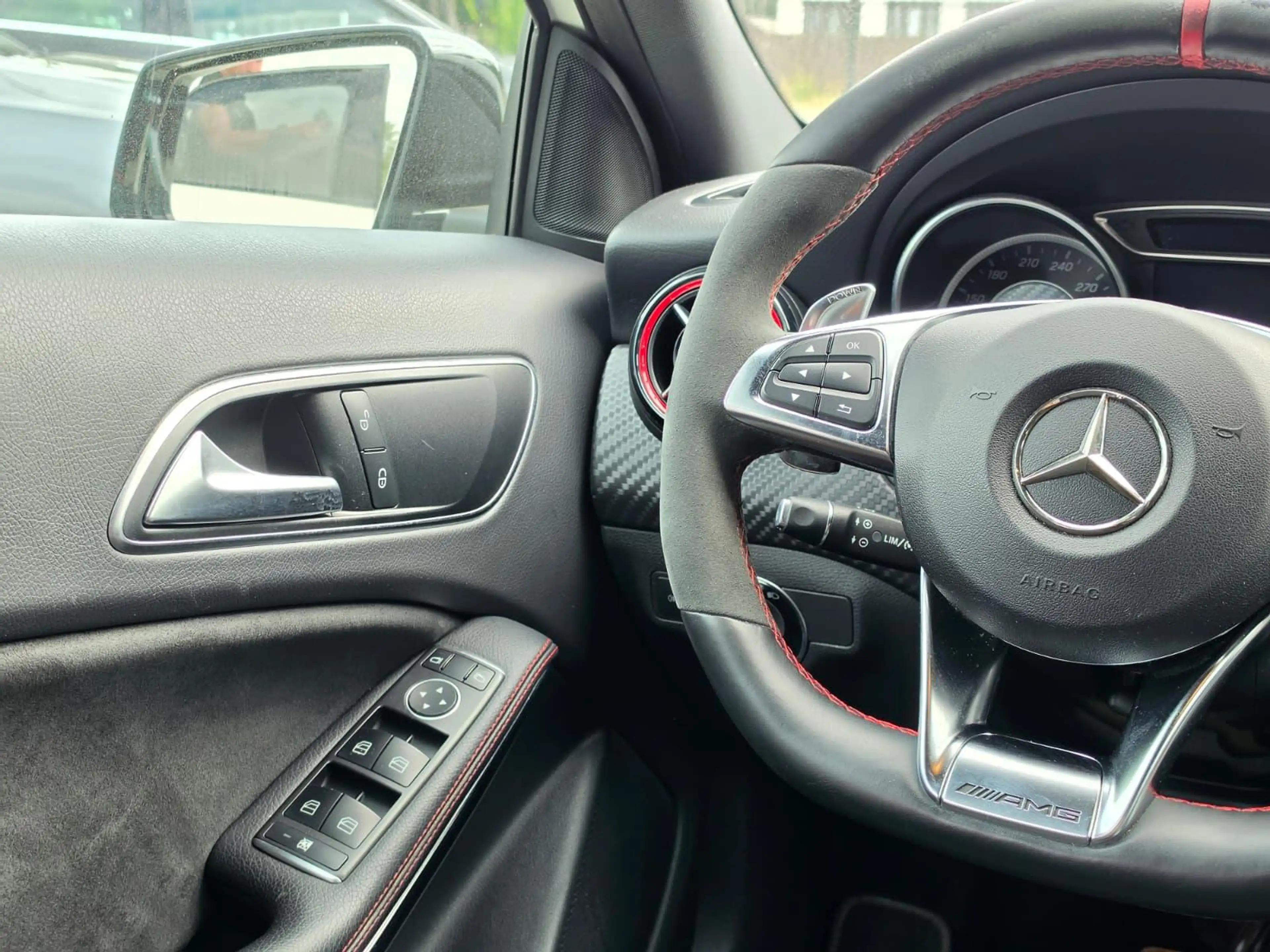 Mercedes-Benz A 45 AMG A 4MATIC — photo 9