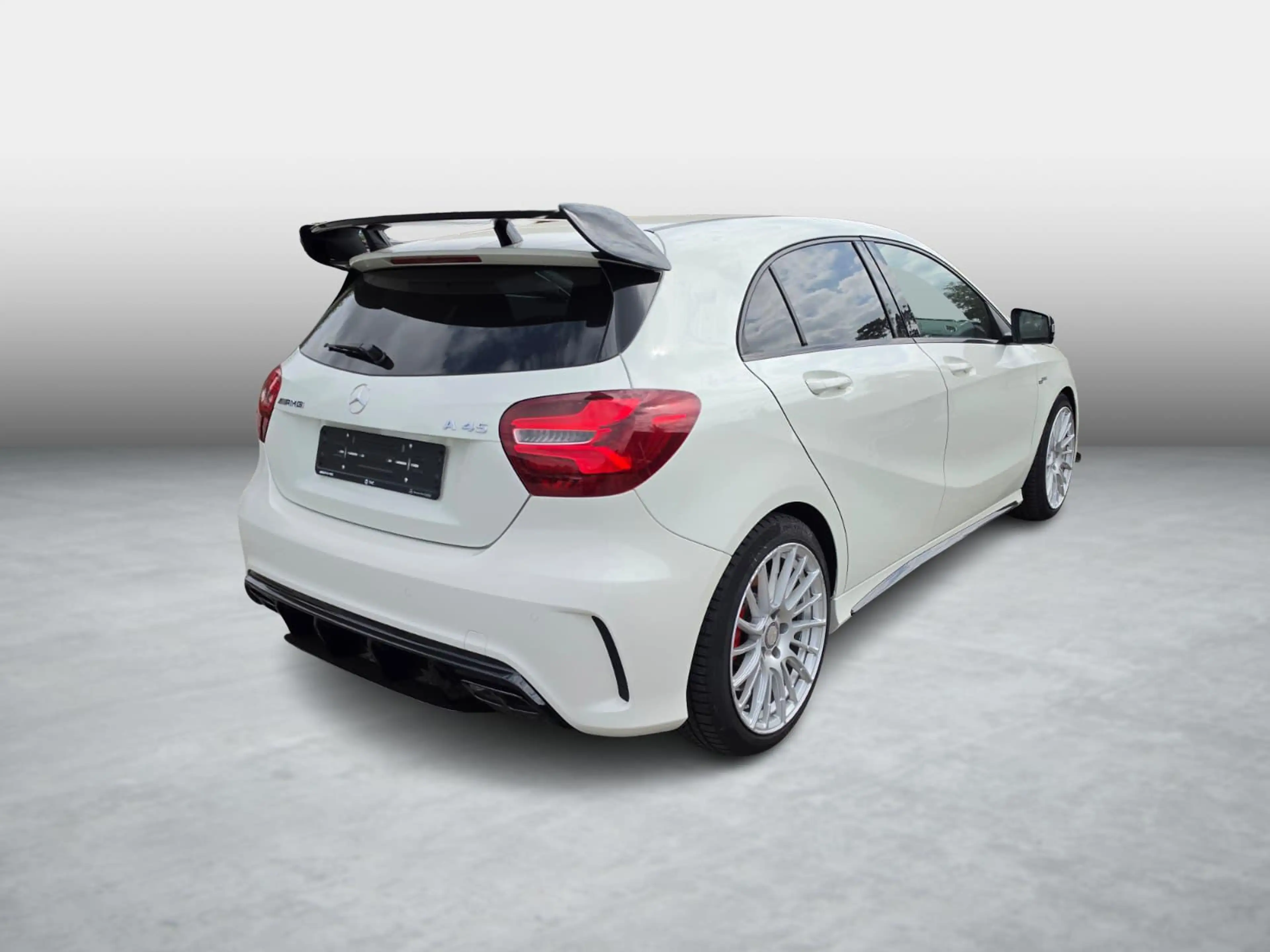 Mercedes-Benz A 45 AMG A 4MATIC — photo 2