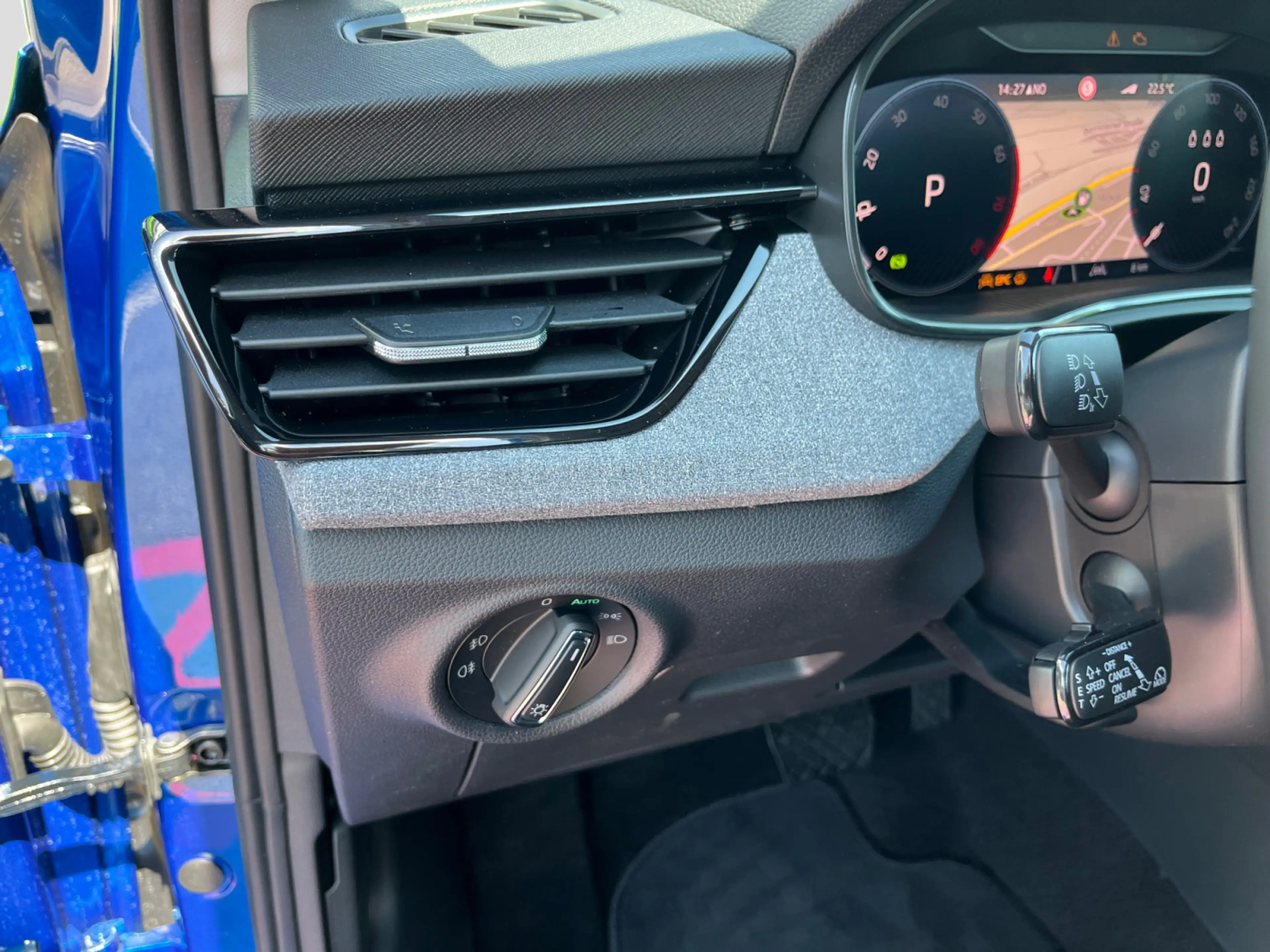 Skoda Kamiq Balance TSI 115PS DSG AHK Komf+ FahrAss IT — photo 13