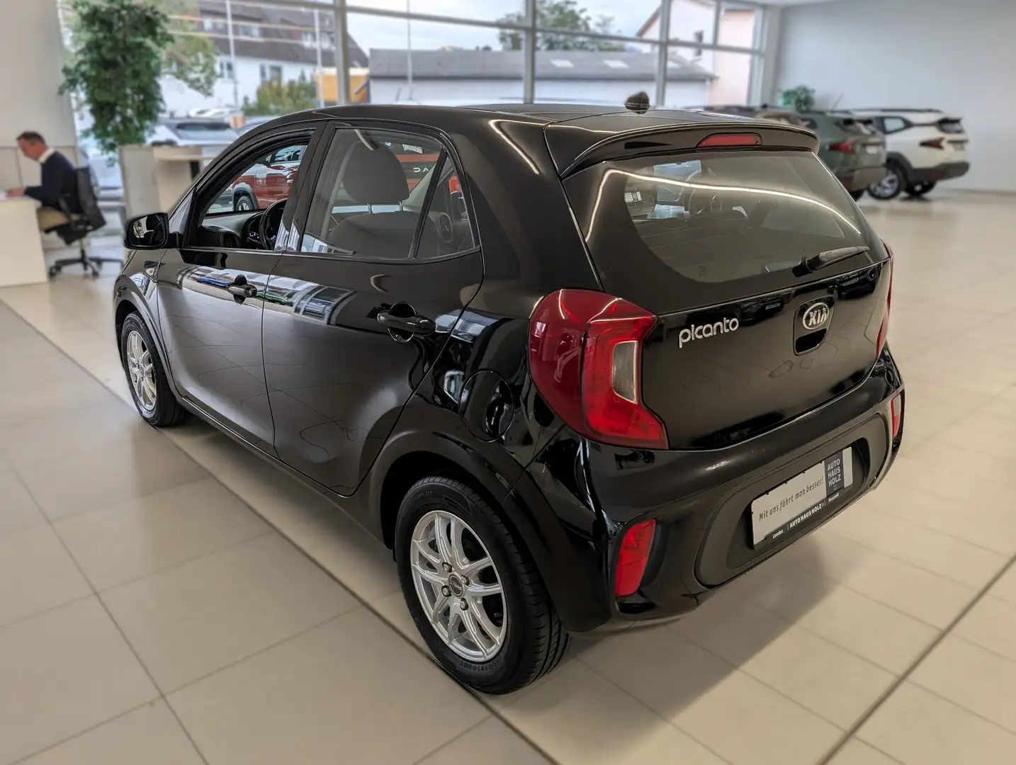 Kia Picanto 1.2 Edition7 Klima Bluetooth Sitzheizung Noir - 2