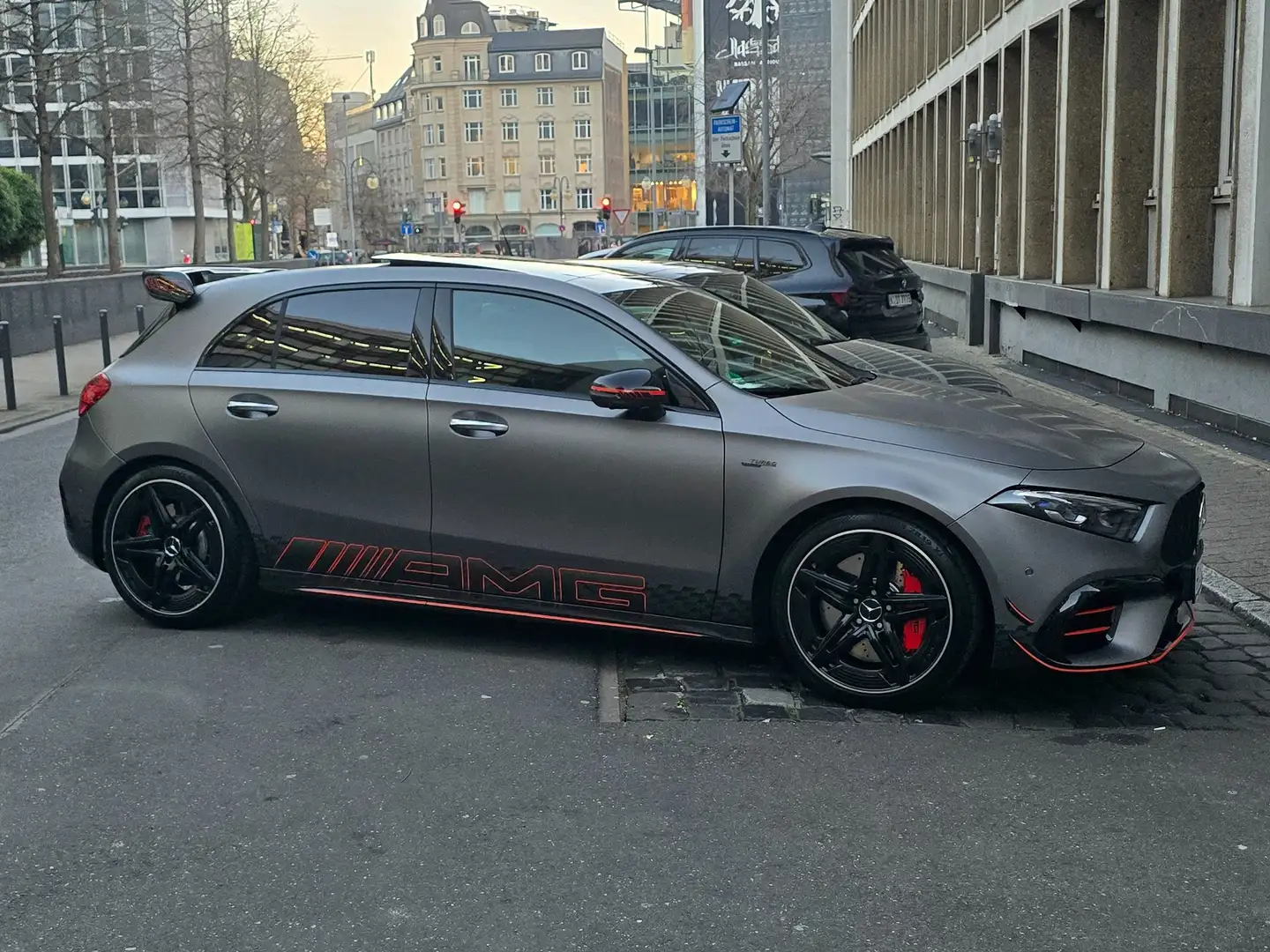 Mercedes-Benz A 45 AMG AMG A 45 S 4Matic+ AMG Speedshift DCT 8G AMG Stree - 1