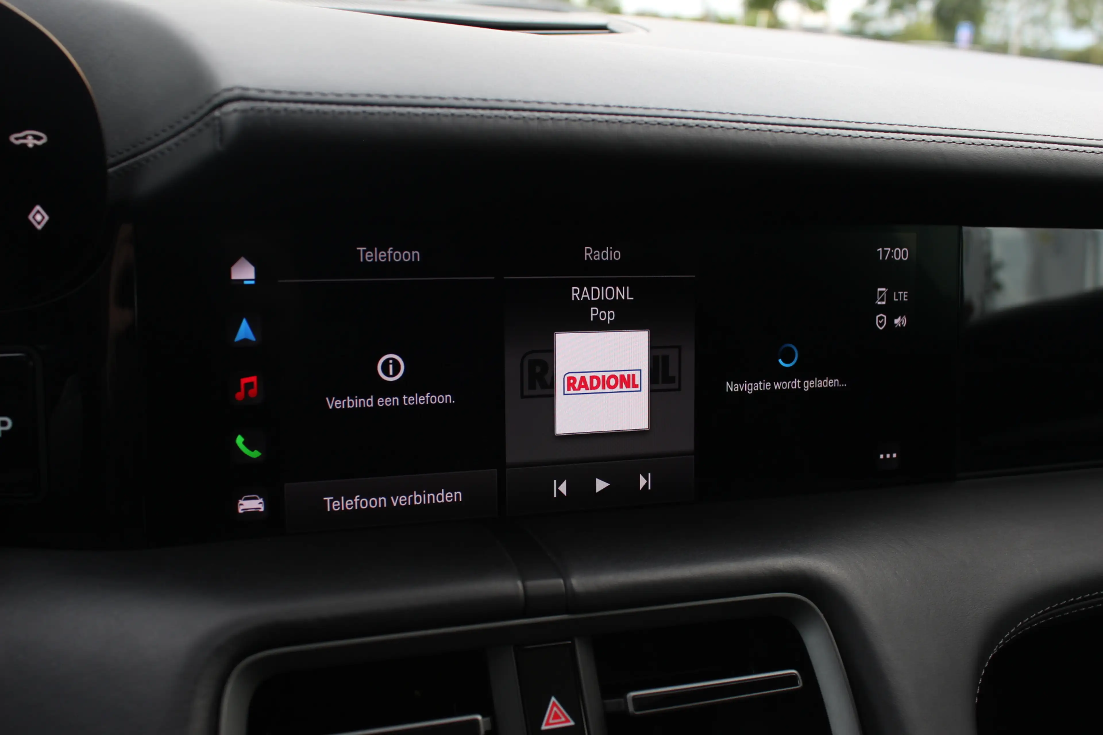Porsche Taycan Cross Turismo 4S 93 kWh / SoH 93,1% / Panoramadak — photo 28