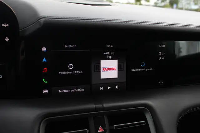 Porsche Taycan view 28