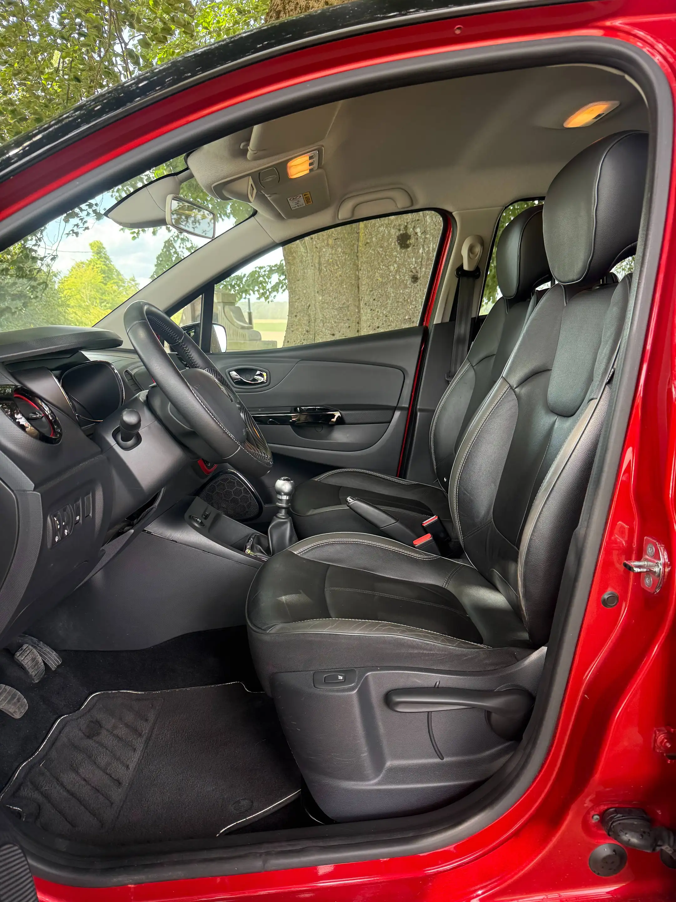 Renault Captur Captur 1.5 dCi Energy Intens — photo 8
