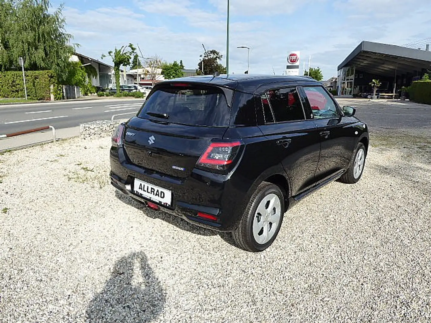 Suzuki Swift 1,2 Hybrid Allgrip Shine Schwarz - 2